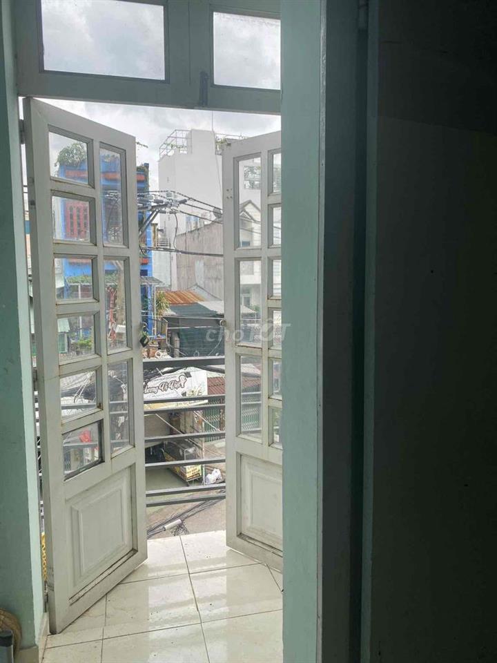 Cho thuê phòng giá rẻ mặt tiền