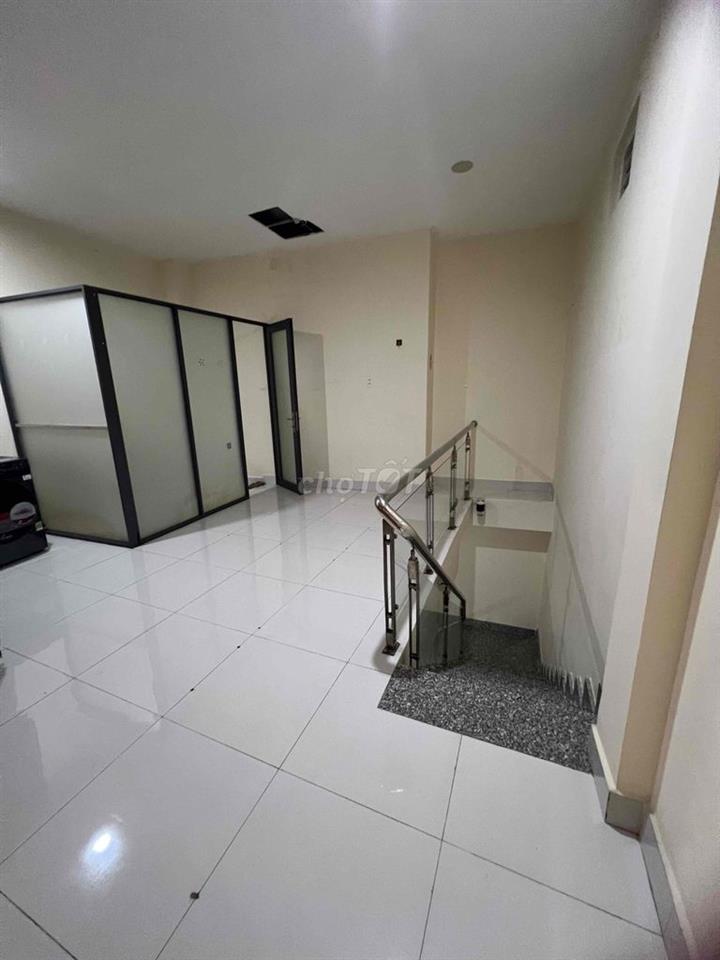 phong trọ giá rẻ td1, or kinh doanh online, or làm nail , phun xăm