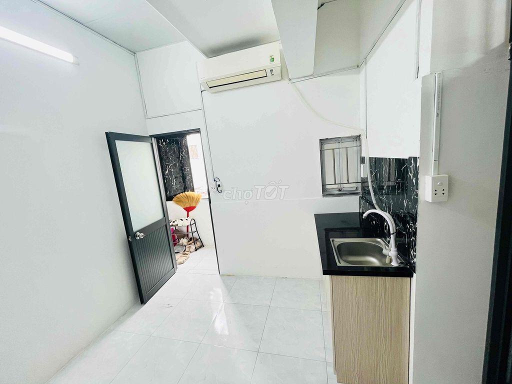 Cọc 2tr Phòng Gác Máy Lạnh giá 3tr3