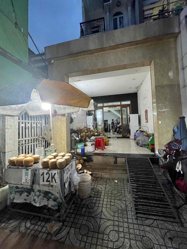 Chính chủ cho thuê MB ngay chợ Thạch Đà giá chỉ 8tr