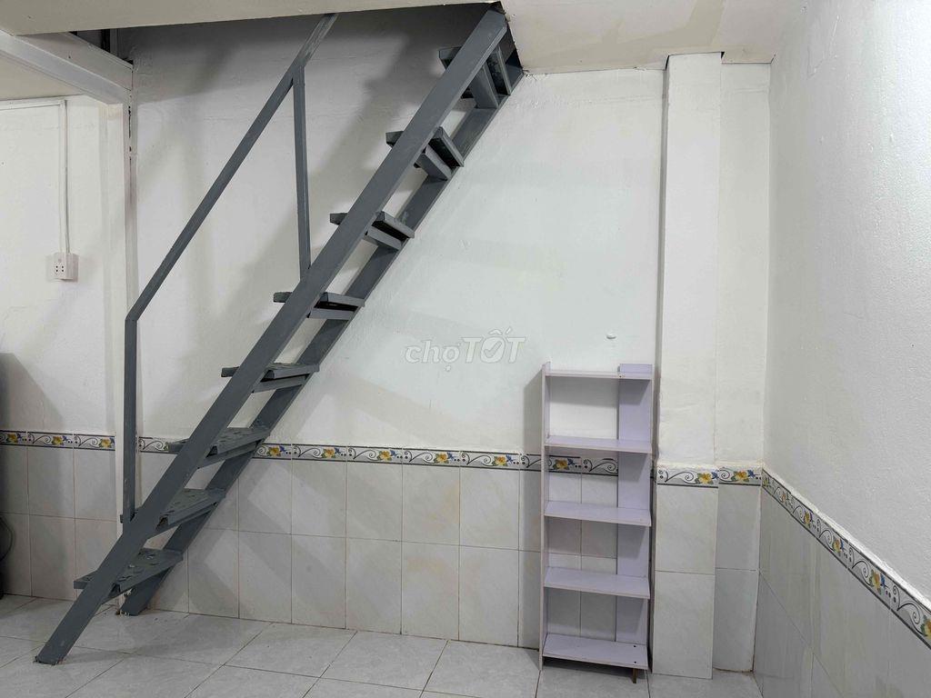 PHÒNG RẺ ĐỦ NỘI THẤT GÁC SUỐT RỘNG RÃI