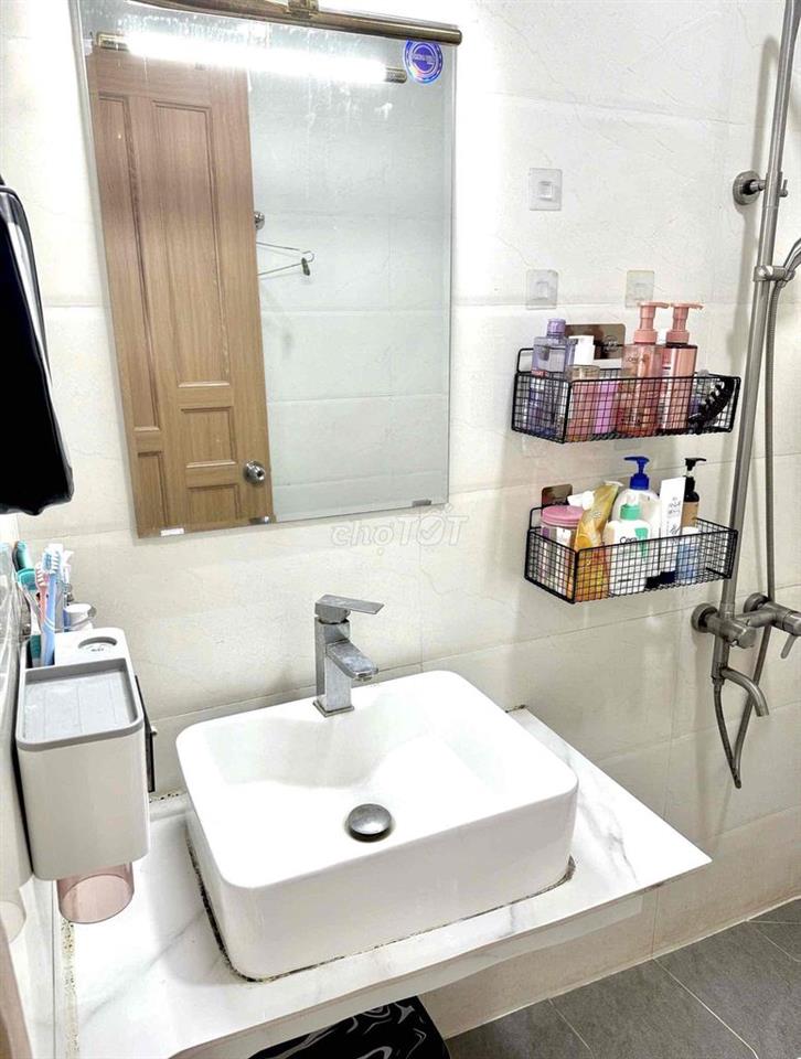 mình muốn pass trọ ở đường quang trung
