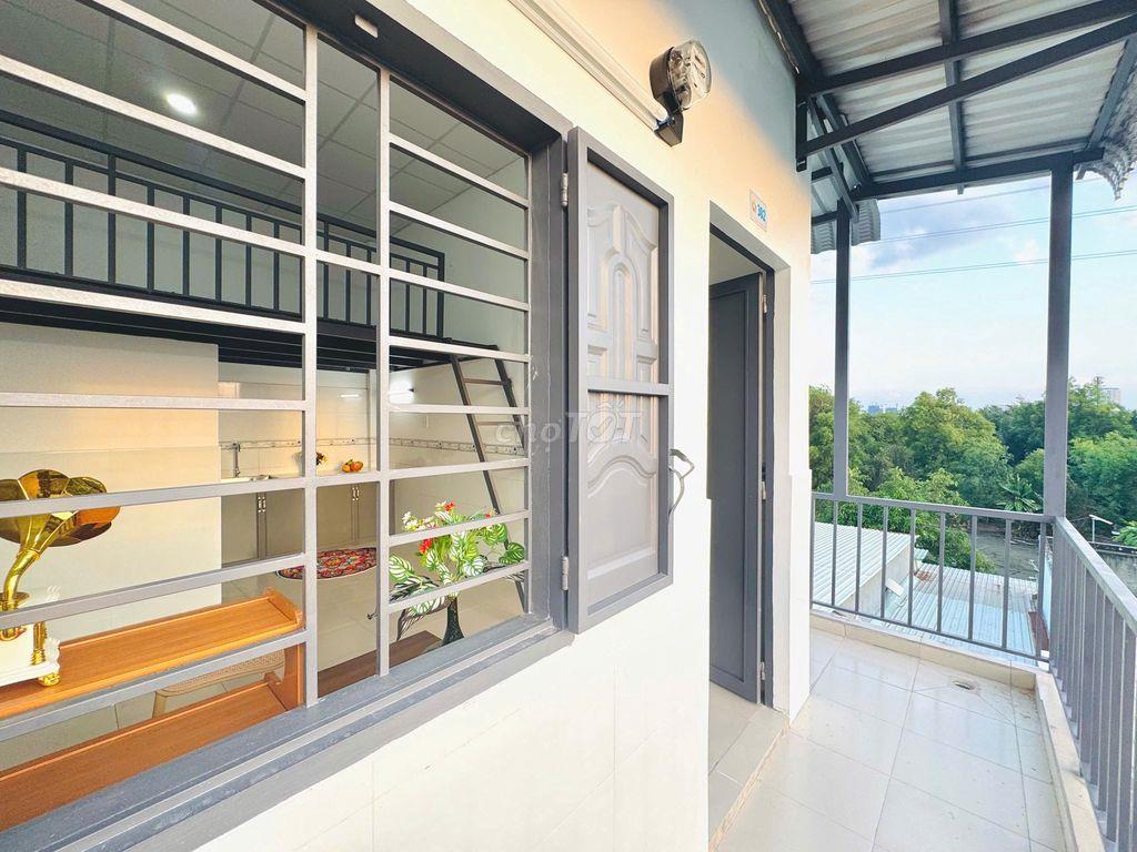 BAN CÔNG - MÁY LẠNH - MỚI XÂY - ĐỖ XUÂN HỢP - FREE PHÍ XE