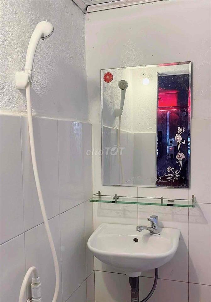 Cho thuê phòng full nội thất tại chdv giá 2triệu3