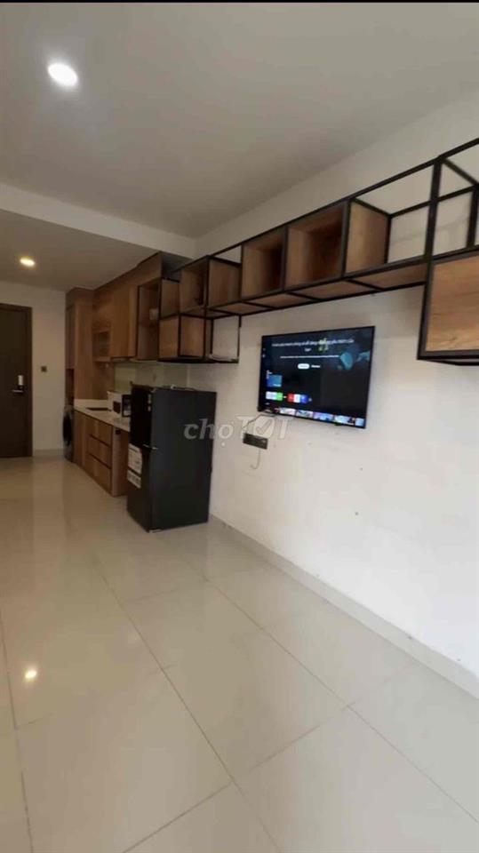 Pass hợp đồng Studio Saigon royal