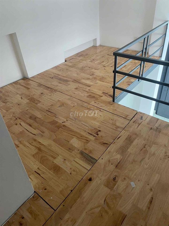 PHÒNG TRỌ BAN CÔNG SẠCH SẼ THOÁNG MÁT