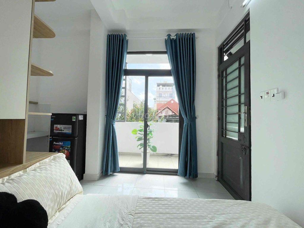 ✨ STUDIO BAN CÔNG PHÒNG MỚI TINH – DI CHUYỂN NHANH KHU SÂN BAY - SÁT C