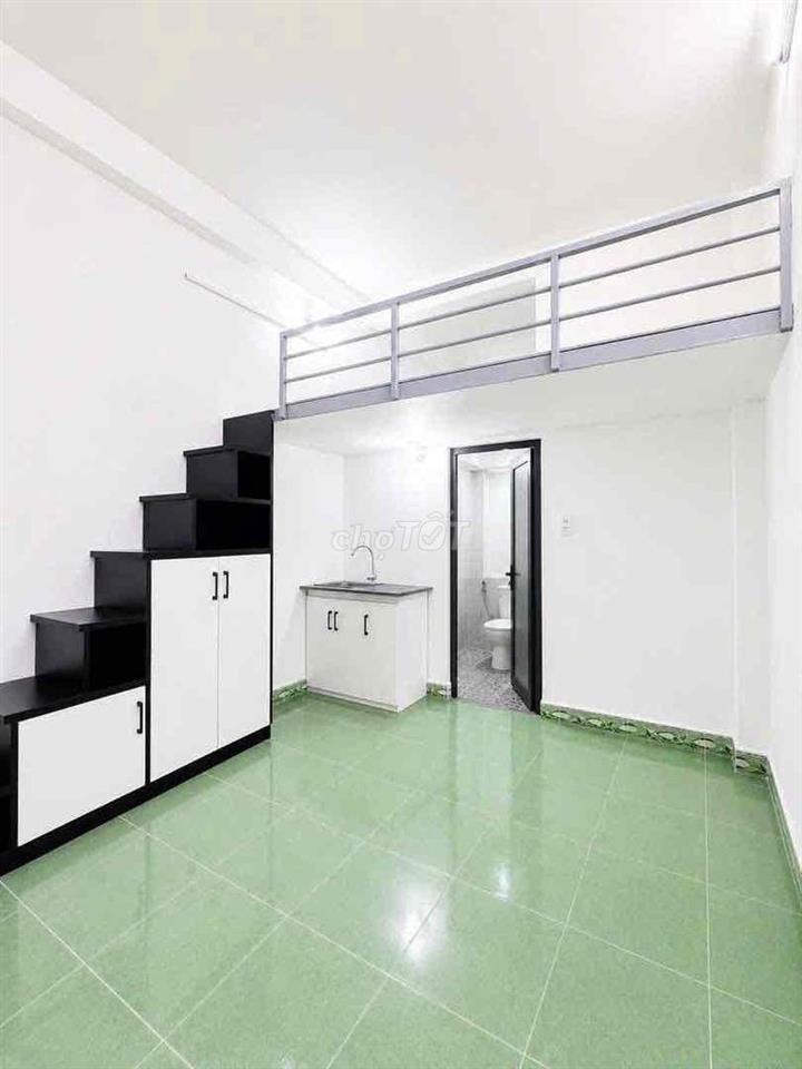 ✨ STUDIO BAN CÔNG PHÒNG MỚI TINH – DI CHUYỂN NHANH KHU SÂN BAY - SÁT C