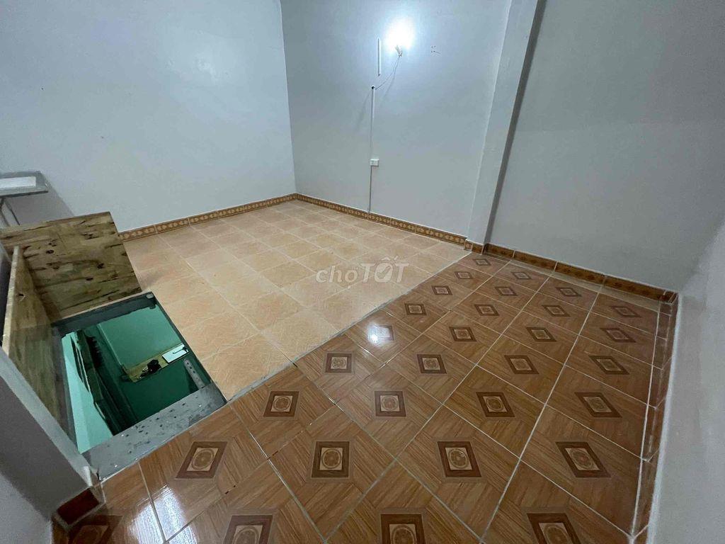 Phòng trọ có gác