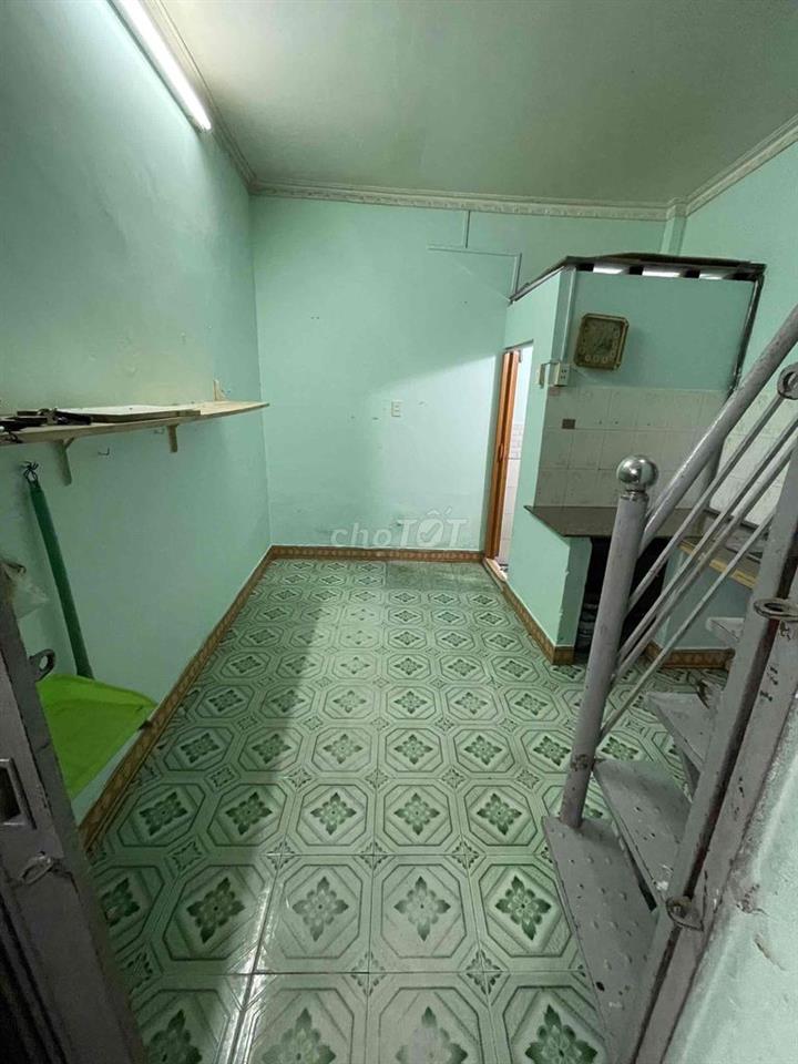 Phòng trọ có gác