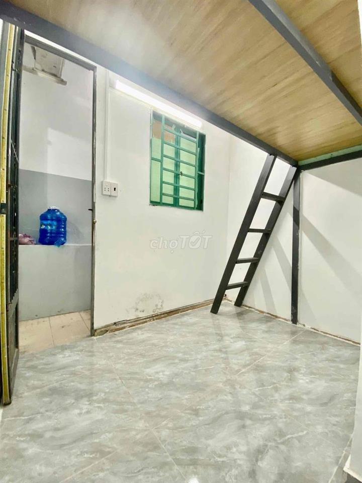 PHÒNG TRỌ CÁCH IUH CƠ SỞ 1.  5 phút đi bộ