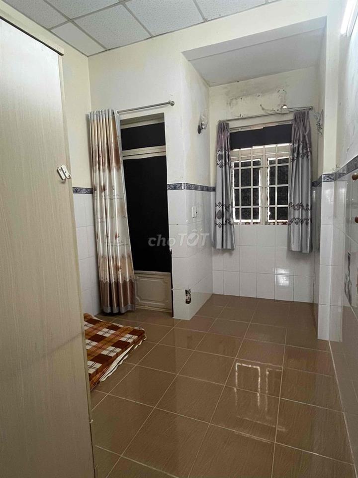 Bán gấp nhà hẻm 3 mặt tiền Nguyễn Kiệm, P. Hạnh Thông, 24m2, SHR