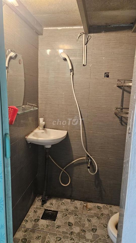 Phòng trọ 12m2 cho thuê gần Nguyễn Văn Lượng