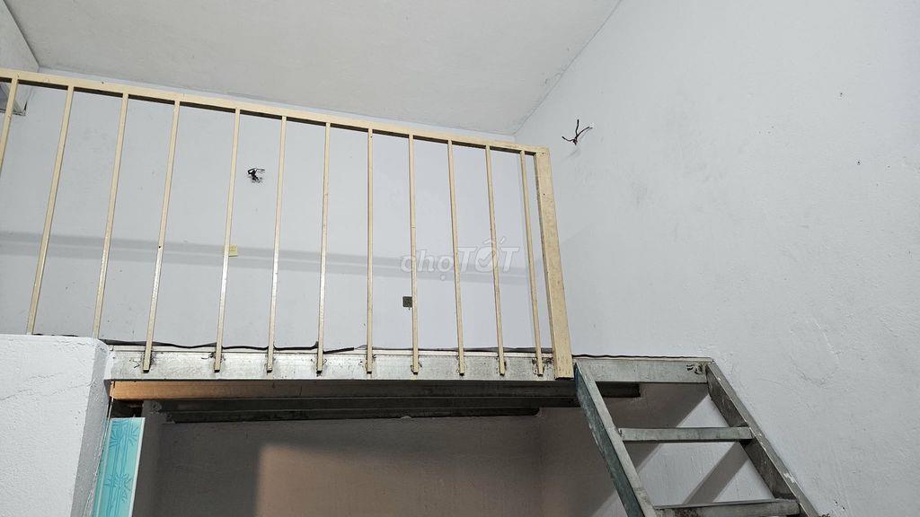 Phòng trọ 12m2 cho thuê gần Nguyễn Văn Lượng