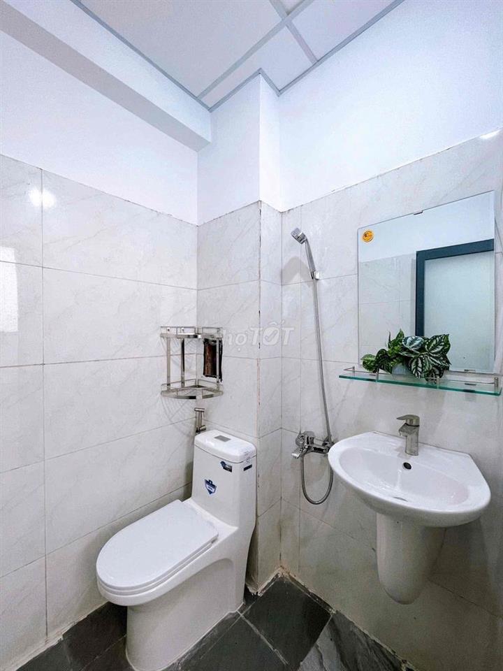 Cần tìm thêm phòng đẹp liên hệ e nhé cả nhà  ***