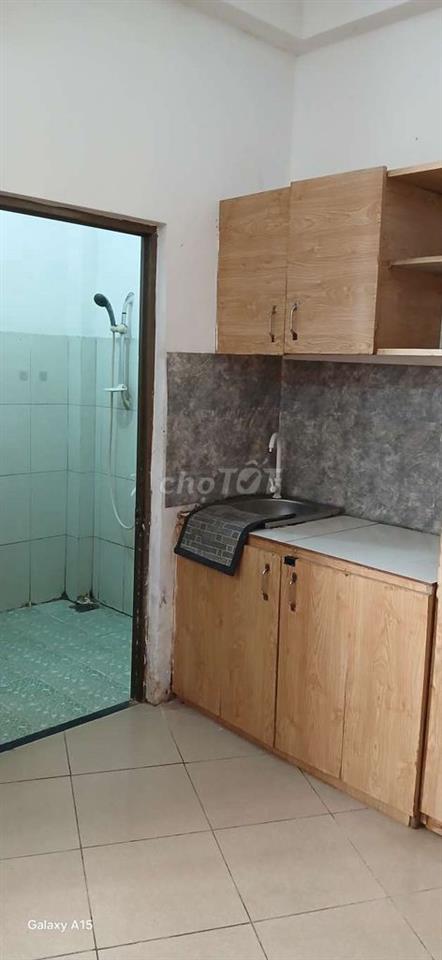 Phong cho thue hem 230 đương phan huy ich