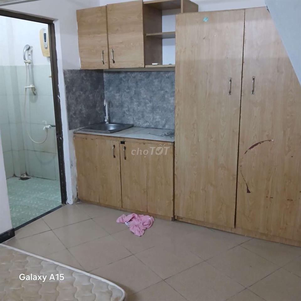 Phong cho thue hem 230 đương phan huy ich
