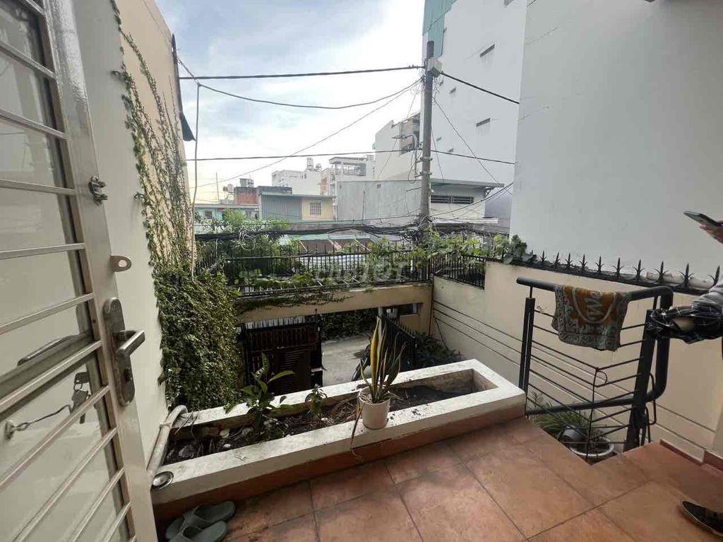 Phòng full nội thất gần đại học văn lang cs3