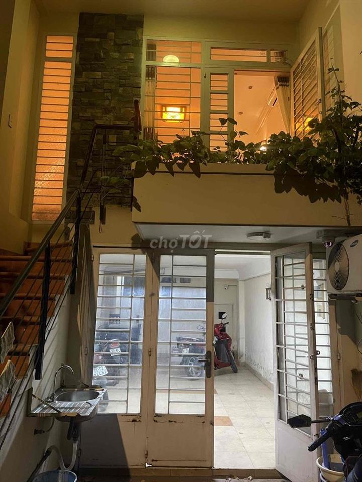 Phòng full nội thất gần đại học văn lang cs3