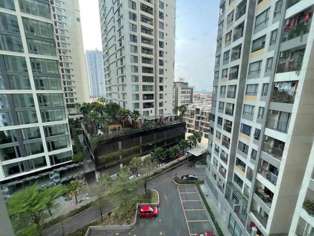 Cho thuê office căn góc lớn Giá 21tr chưa gồm thuế,phí
