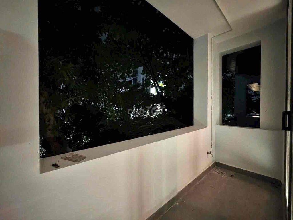 STUDIO MỚI XÂY VIEW KÍNH CỰC ĐẸP TẠI DƯƠNG QUẢNG HÀM CÁCH IUH CS3 350m