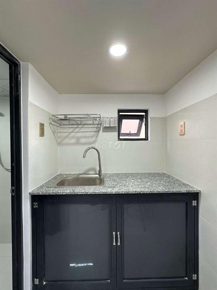 DUPLEX BAN CÔNG - CỬA SỔ TRỜI GẦN CHỢ THẠCH ĐÀ 