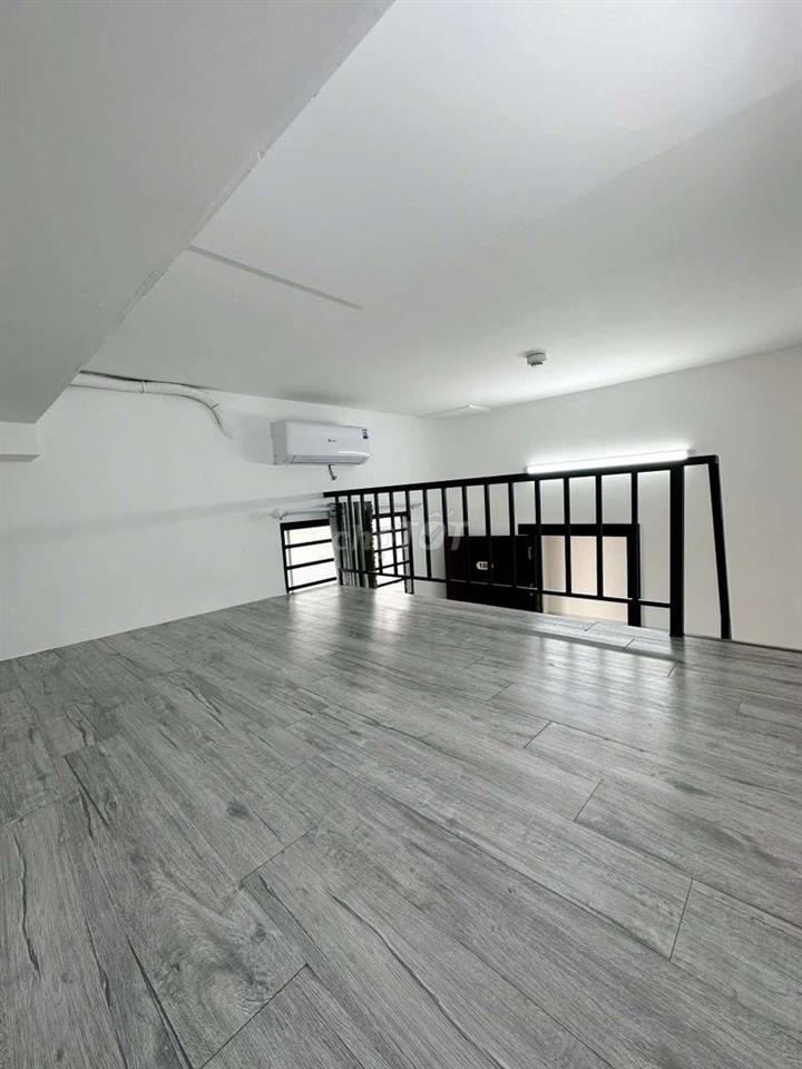 DUPLEX BAN CÔNG - CỬA SỔ TRỜI GẦN CHỢ THẠCH ĐÀ 