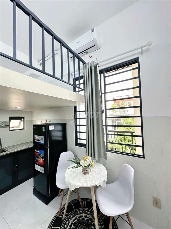 DUPLEX BAN CÔNG - CỬA SỔ TRỜI GẦN CHỢ THẠCH ĐÀ 