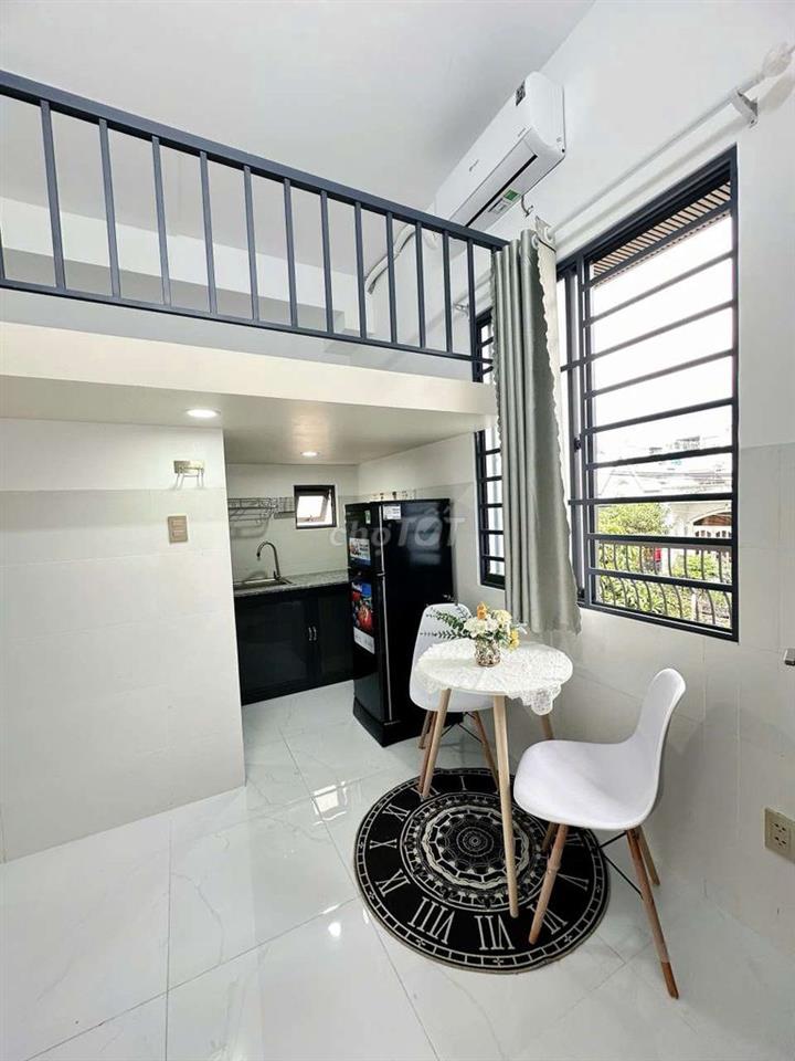DUPLEX BAN CÔNG - CỬA SỔ TRỜI GẦN CHỢ THẠCH ĐÀ 