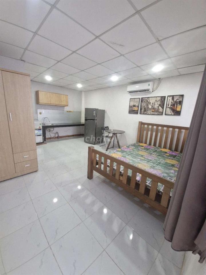 phòng cho thuê 20m2 đườ