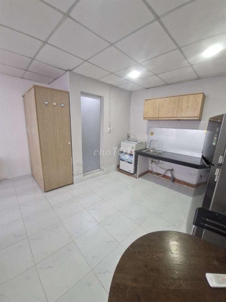 phòng cho thuê 20m2 đườ