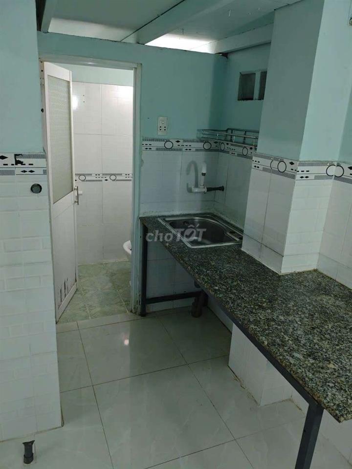 gần chợ hạnh thông tây , bệnh viện gò vấp