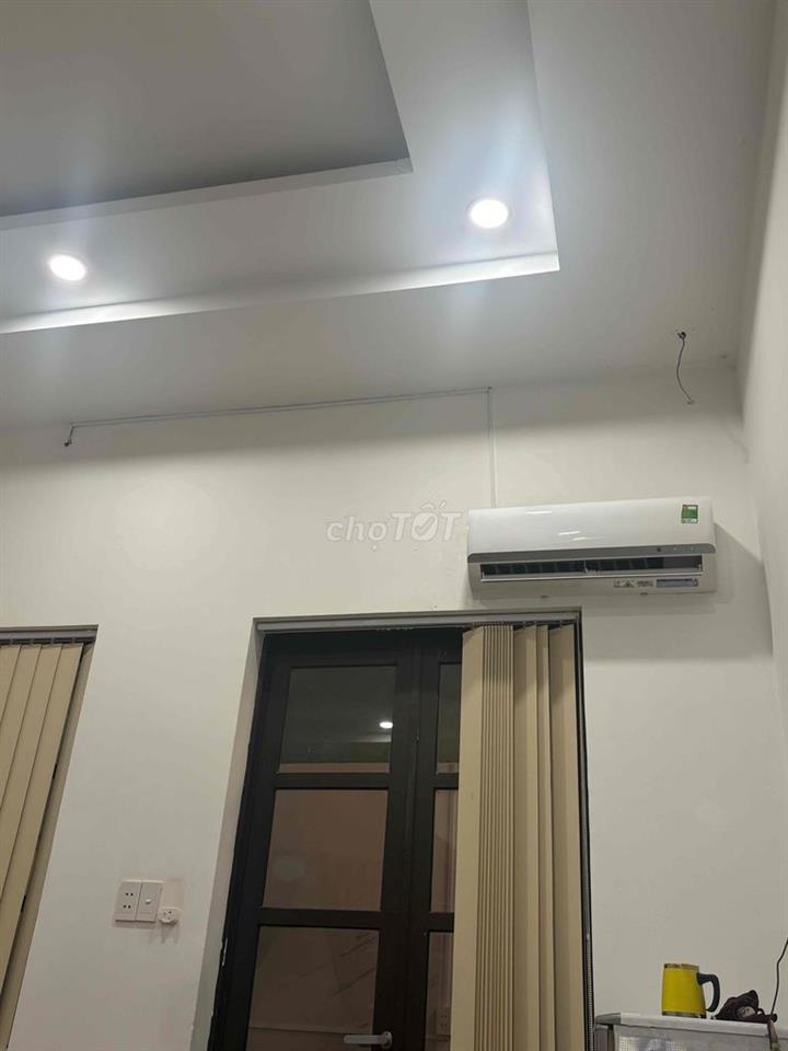 TÌM 1-2 BẠN NỮ Ở GHÉP