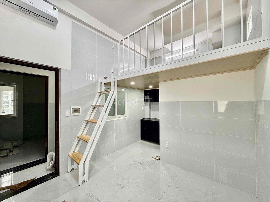 ĐI BỘ QUA VĂN LANG - GIỮ PHÒNG ĐẾN 01/09