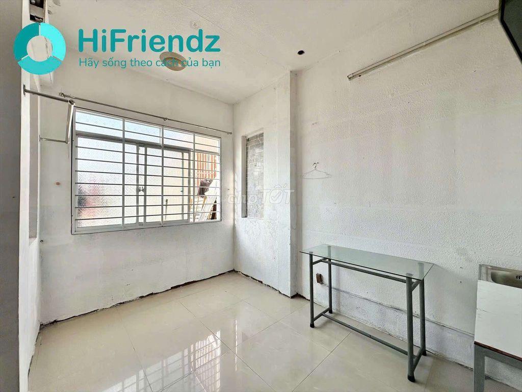 cửa sổ trời giá rẻ ngay chợ Lạc Quang