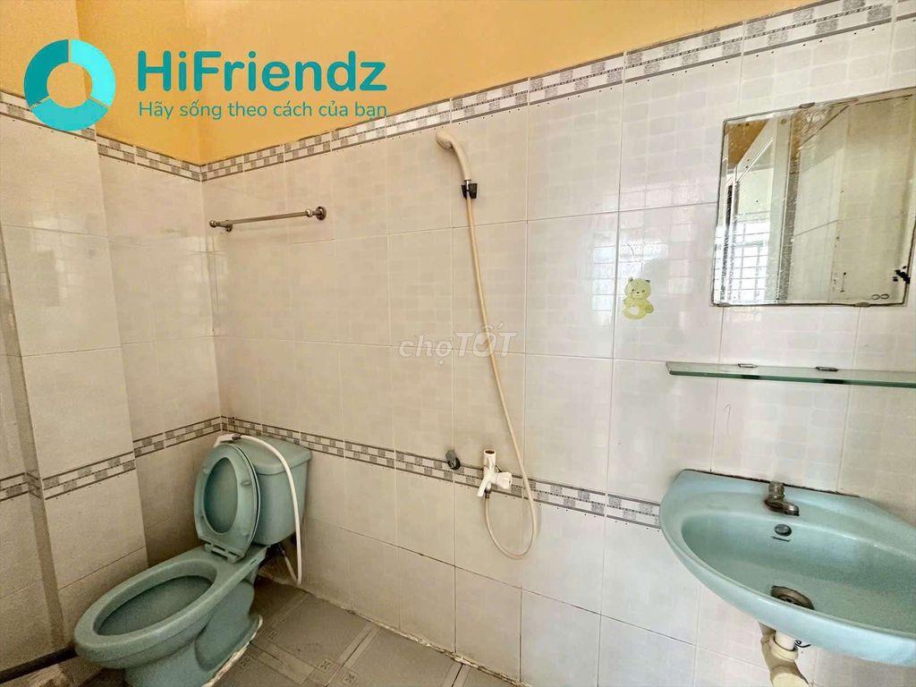 cửa sổ trời giá rẻ ngay chợ Lạc Quang
