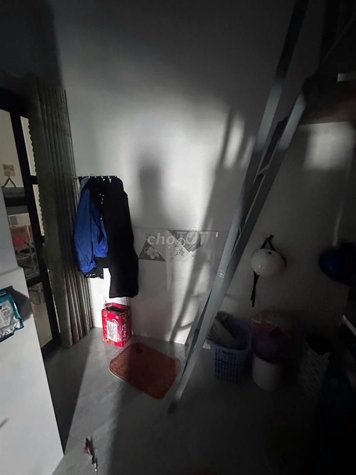 TÌM ROOMMATE NAM CÓ THỂ DỌN VÀO NGAY