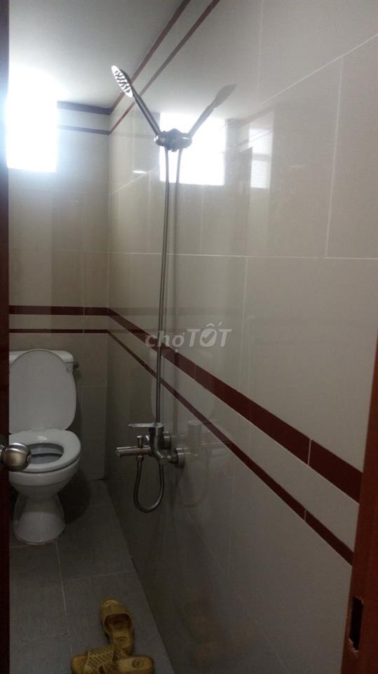 Share phòng lầu 1