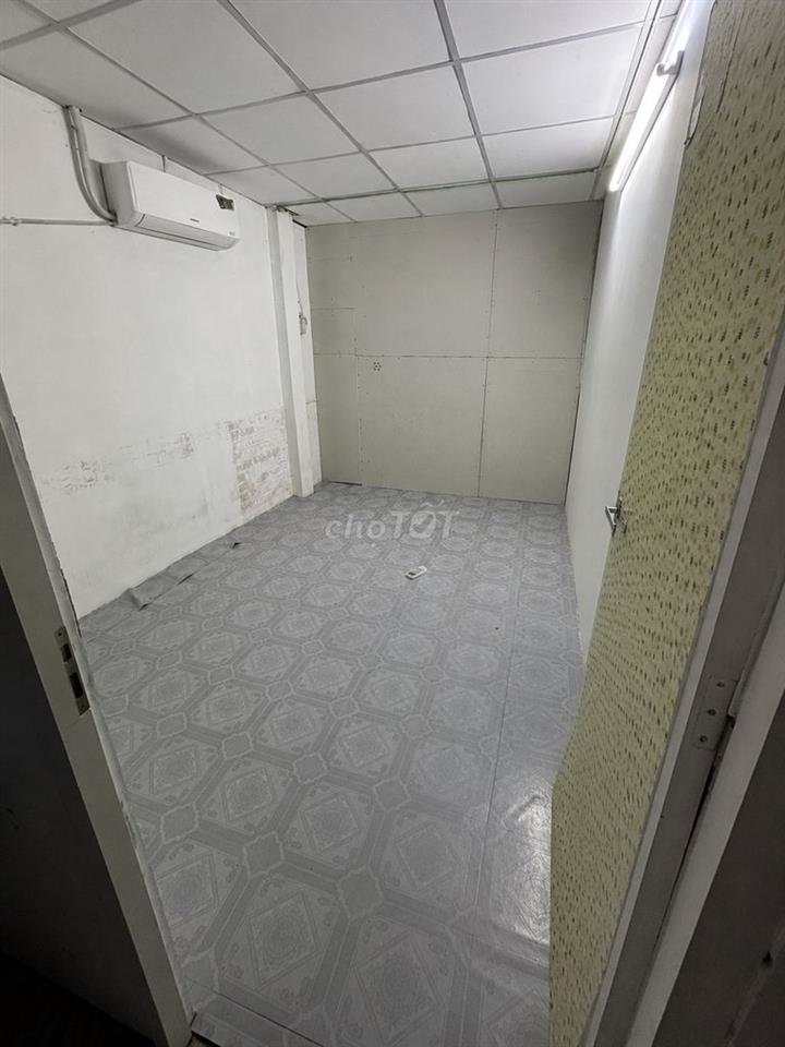 Phòng trọ sinh viên và việc làm part-time giặt sấy