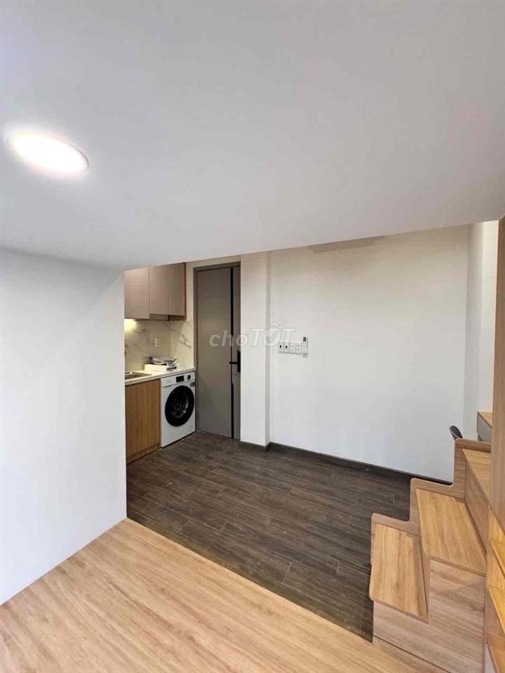 TRỐNG LẠI PHÒNG DUPLEX FULL NỘI THẤT NGAY NGUYỄN VĂN QUÁ - CAO ĐẲNGVOV