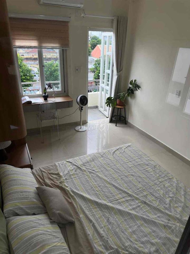 CĂN HỘ DỊCH VỤ FULL NỘI THẤT NGAY PHAN HUY ÍCH THUẬN TIỆN QUA TÂN BINH