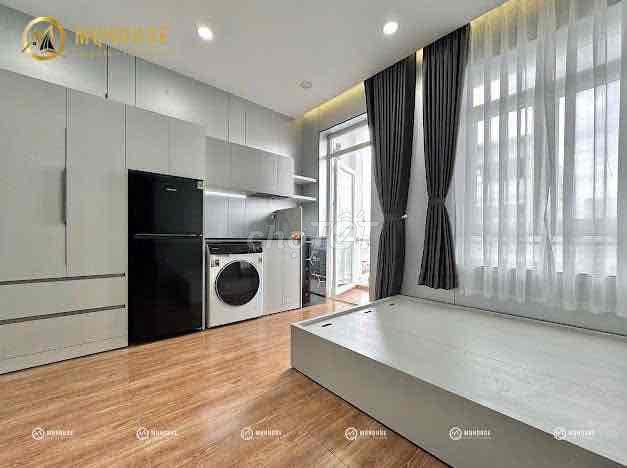 🏡CĂN HỘ DỊCH VỤ FULL NỘI THẤT CÓ BAN CÔNG THUẬN TIỆN QUA HUFLIT-UTH