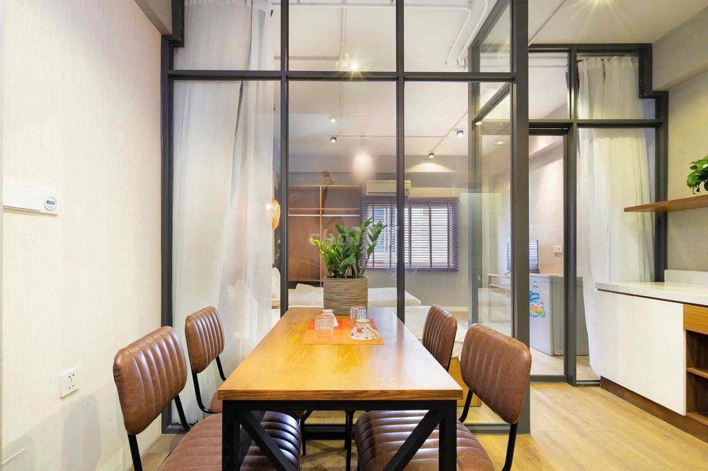 CHO THUÊ 1PN TÁCH BẾP CỬA SỔ TRỜI NGAY NGÃ BA BẦU TÔ KÝ