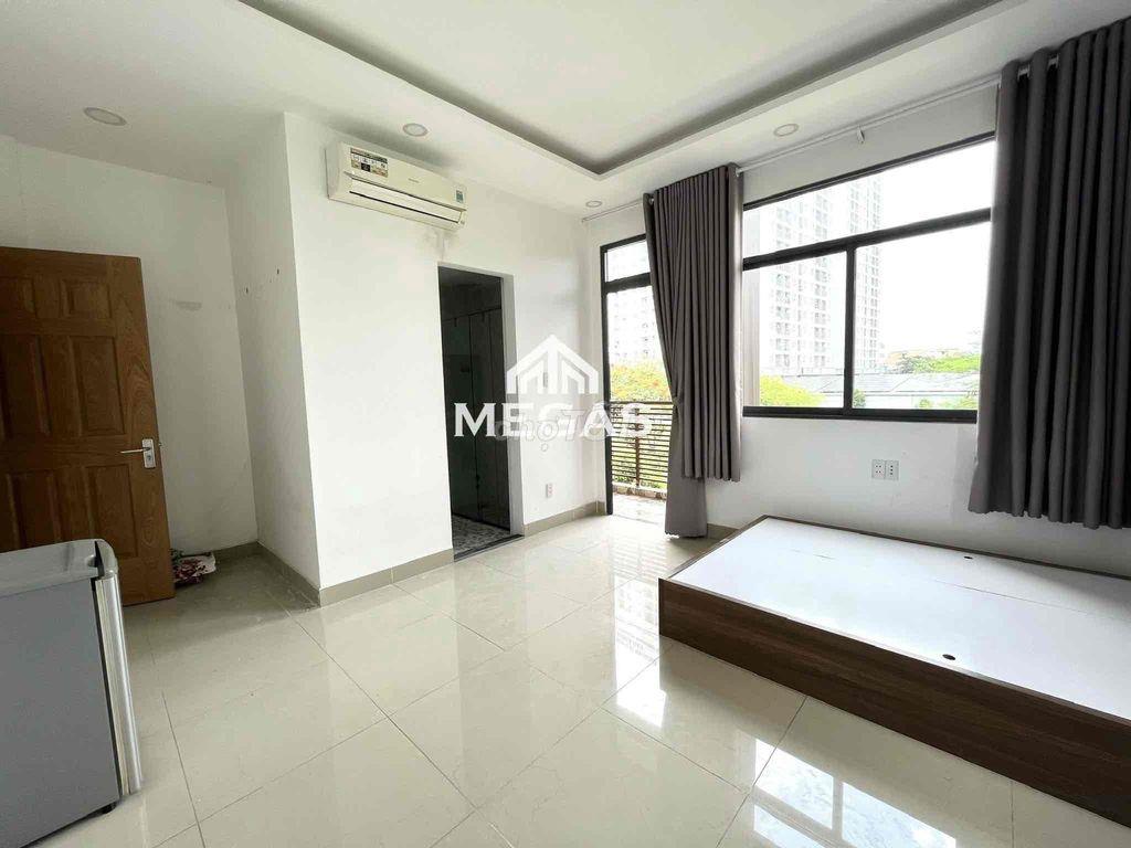 KHAI TRƯƠNG 30P MỚI XÂY GIÁ RẺ CỬA SỔ TRỜI QUA HUFLIT 5P