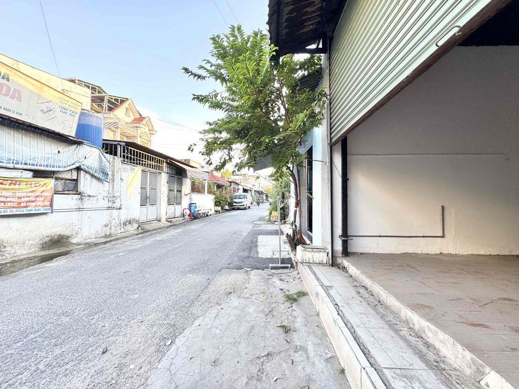 CHO THUÊ DÃY MẶT BẰNG KINH DOANH 70M2 NGAY CHỢ HIỆP THÀNH KCN HT
