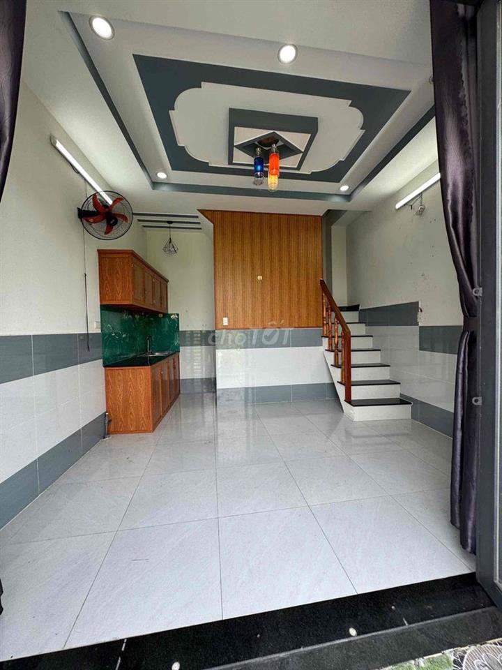 Bán nhà 270 triệu thổ cư , bao sang tên