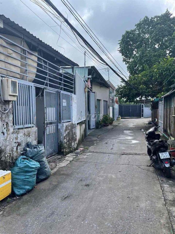Cần bán nhà nhỏ giá 290tr ở Xuân Thới Sơn, Hóc Môn
