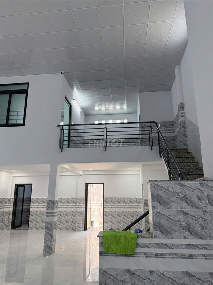 Bán căn nhà xưởng diện tích to, giá rẻ nhất khu vực.
