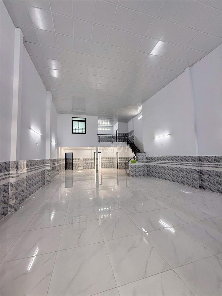 Bán căn nhà xưởng diện tích to, giá rẻ nhất khu vực.