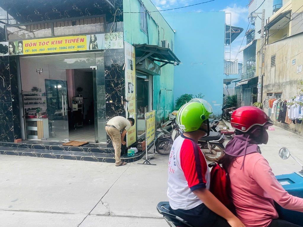 Cần bán nhà 2 mặt tiền giá 2 tỷ 850 diện tích 4*10